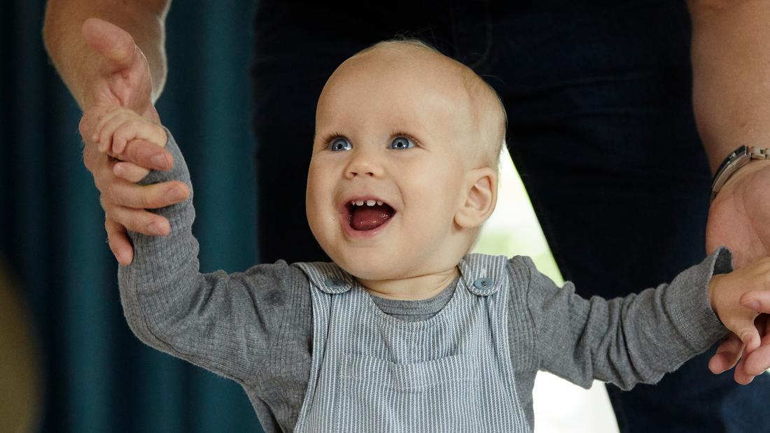 baby med forælder