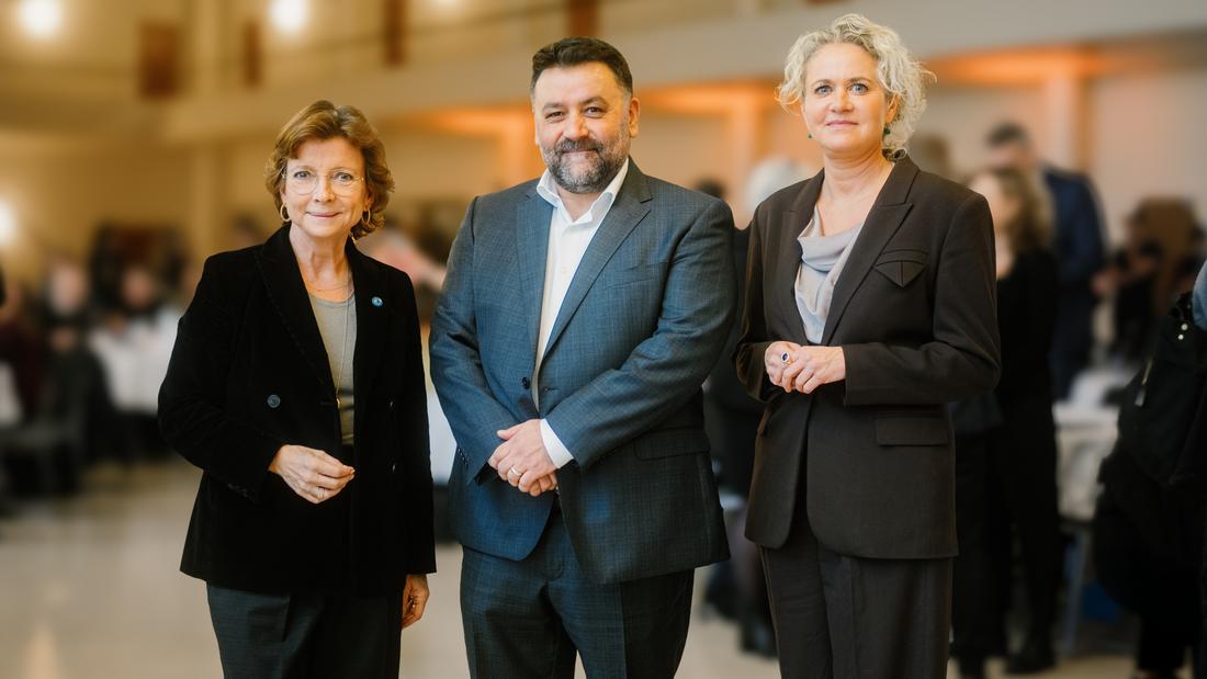 Karen Ellemann, generalsekretær i Nordisk Ministerråd; Haktan Bulut, koncerndirektør i ATP; og Mette Bech-Nielsen, administrerende direktør i Digital Dogme. (Foto: Ivan Boll))