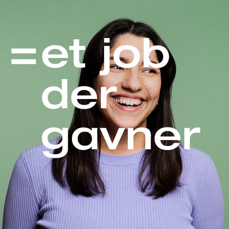 ATP medarbejdere bag tekst. Et job der gavner.