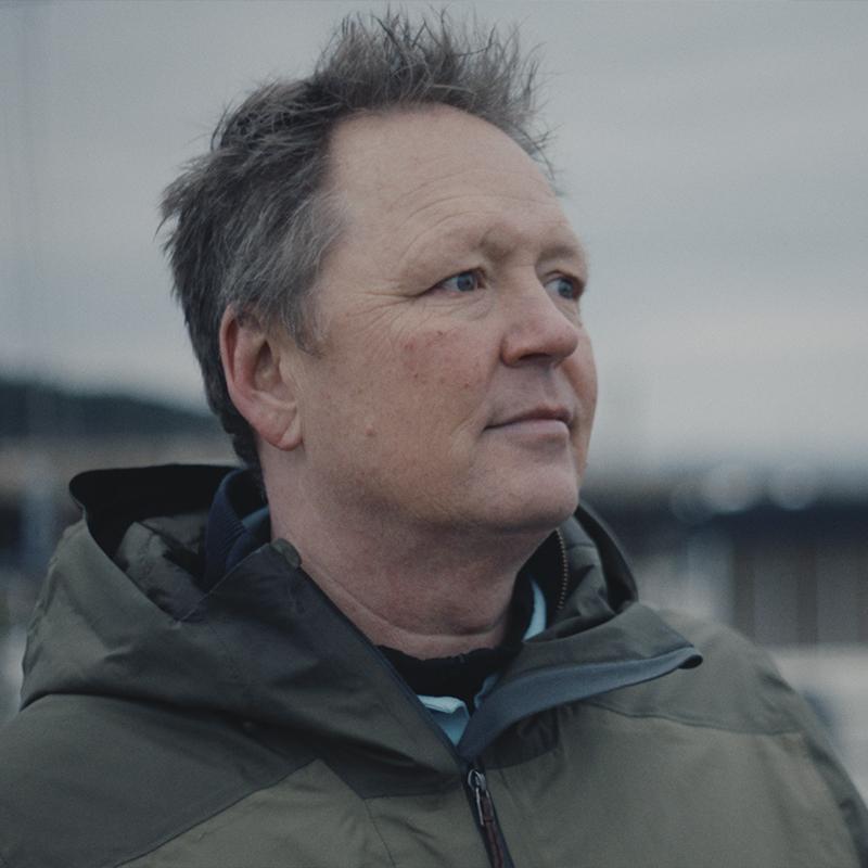Morten kigger